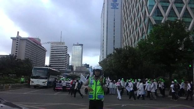 Jl MH Thamrin Menuju Monas Ditutup, Jl Abdul Muis Tersendat