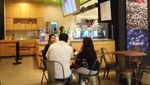 Di Sini Bisa Menikmati Smoothies Mangga dan Chocolate Crunch yang Segar Enak