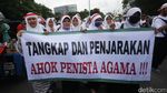 Massa Aksi Damai 2 Desember Padati Jalan Medan Merdeka Selatan