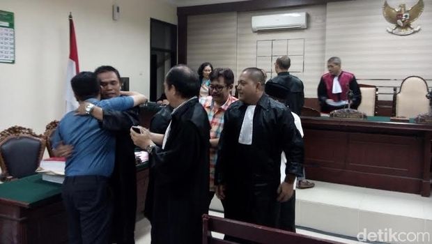 Tiga Komisioner Bawaslu Jatim Diputus Bebas, Ini Alasan Hakim