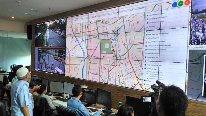 Plt Gubernur DKI Pantau Aksi Damai 2 Desember Via CCTV