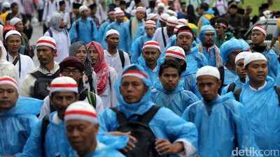 Massa Aksi 2 Desember Bubarkan Diri
