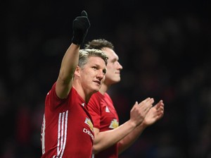 Schweinsteiger Tak Menyesal Pernah Gabung MU