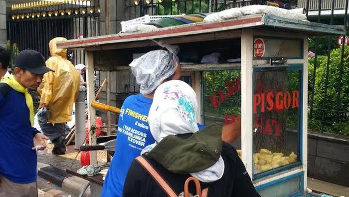 Kisah PKL di Aksi Damai 2 Desember, Raup Untung Rp 2 Juta