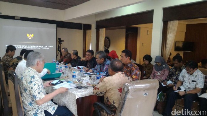 Ini Alasan Darmin Gelar Rapat Soal Pangan di Rumah Dinas