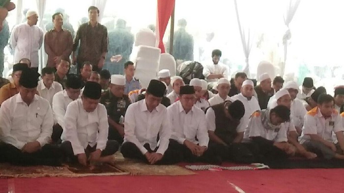 Sapa Massa 2 Desember, Jokowi: Terima Kasih Atas Doa dan Zikir untuk Negara
