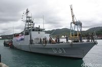 Joy Sailing Masyarakat Banten dengan KRI Todak-631