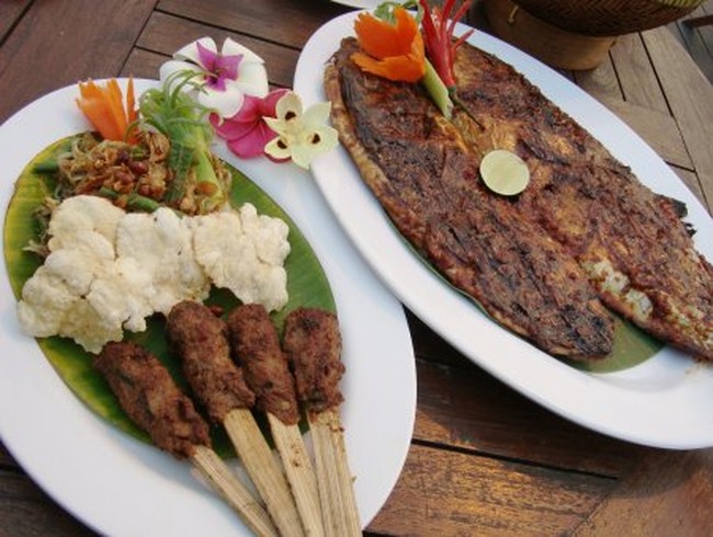 Akhir Pekan Melepaskan Penat di Ancol? Ada Makanan Enak di 7 Restoran Ini