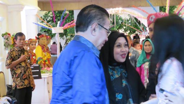 Cawagub Sylviana juga ikut menghadiri acara itu.