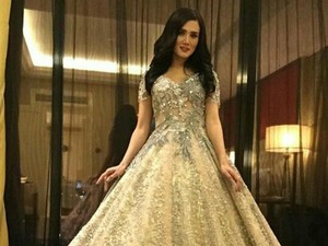 Mulan Jameela Tunjukkan Aksi Panggungnya di Bandung