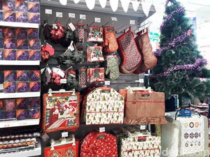 Diskon 20% Pohon Natal Pada Akhir Pekan Transmart Carrefour