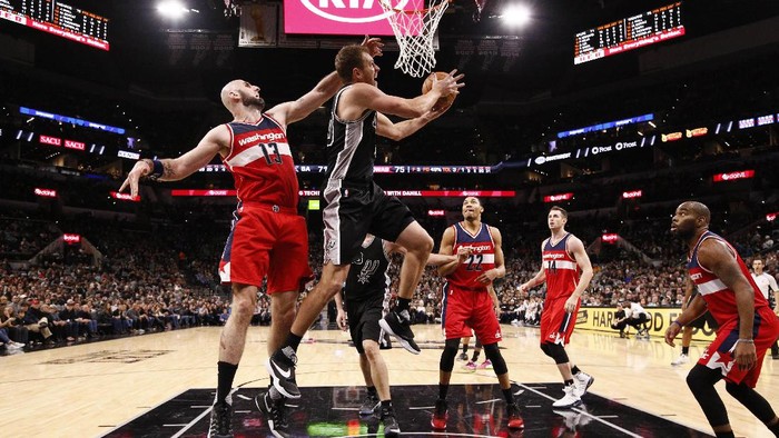 Spurs Menang Dramatis Atas Wizard, Cavs Kalah Lagi