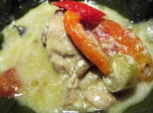 Buat yang Kangen Solo, Bisa Bikin Sendiri Nasi Liwet dan Garang Asem Ayam yang Sedap Ini