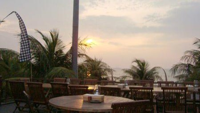 Akhir Pekan Melepaskan Penat di Ancol? Ada Makanan Enak di 