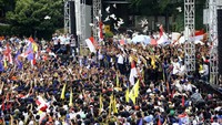 Ada juga pelepasan burung merpati.