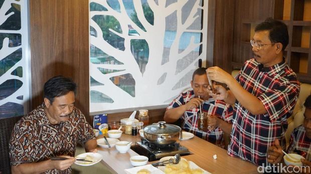 Djarot di Mal Puri Indah