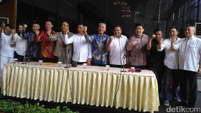 Ketum PBSI Wiranto Umumkan Susunan Kepengurusan