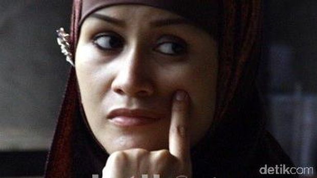 Dijerat KPK, Atty-Itoc Menambah Panjang Daftar Pasutri yang Terseret Korupsi