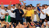 Surya Paloh menyampaikan pidatonya.
