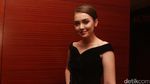 Rianti Cartwright Tampil Mempesona di Premier Bulan Terbelah di Langit Amerika 2