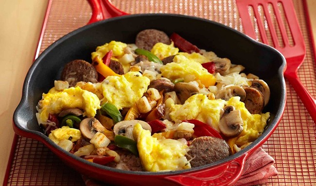 Ada Telur dan Sosis? Bikin Saja Menu Sarapan Praktis dan Enak Ini