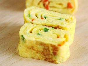Trending, Chef Juna Jelaskan Beda Tamago dan Telur Dadar Gulung