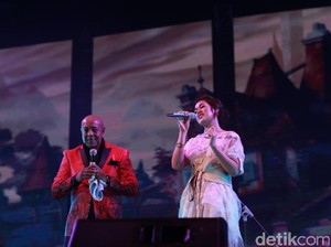 Duet Peabo Bryson dan Raisa Jadi Penutup Economic Jazz 2016