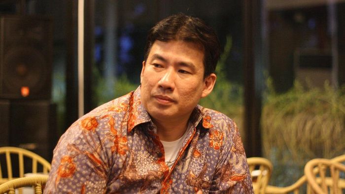 Alan Budikusuma geram dengan KPAI usai PB Djarum hentikan audisi umum mulai tahun depan. (Foto: Femi Diah/detikSport) Alan Budikusuma geram dengan KPAI usai PB Djarum hentikan audisi umum mulai tahun depan. (Foto: Femi Diah/detikSport)