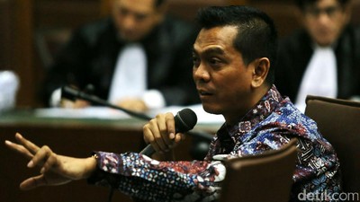 Sidang Lanjutan M Sanusi