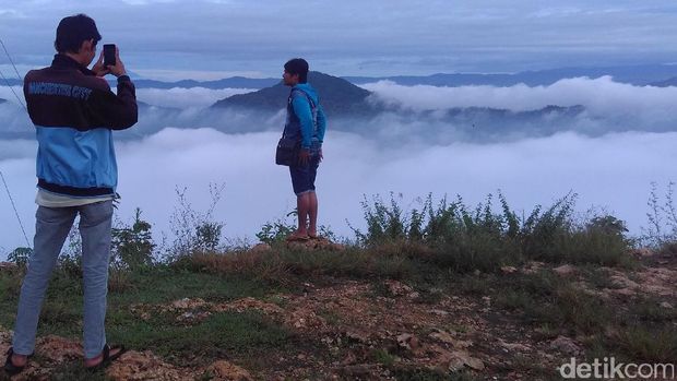 Bukit Banyon di Trenggalek, negeri di atas awan