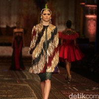 koleksi terbaru Sebastian Gunawan dan Cristina Panarese yang mengusung tema La Divina Marchesa di Ballroom Hotel Mulia. Senayan. Jakarta. [Foto: Mohammad Abduh/Wolipop]