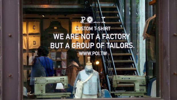 Toko POI yang menjual custom T-Shirt (Wahyu/detikTravel)