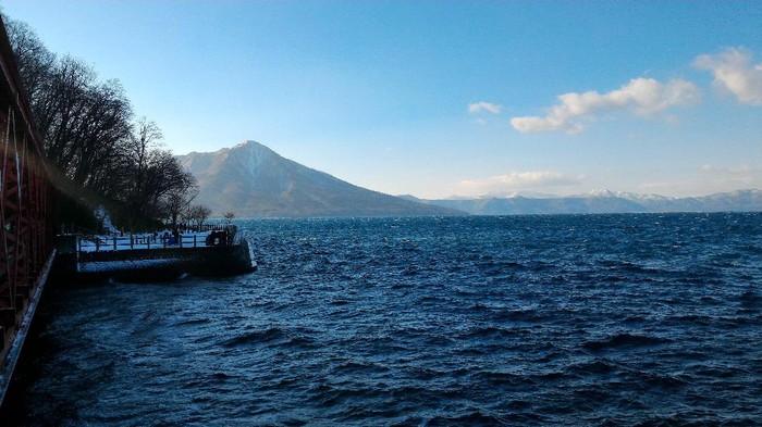 Danau Shikotsu Toya yang Tak Pernah Beku & Kisah Orang Hilang