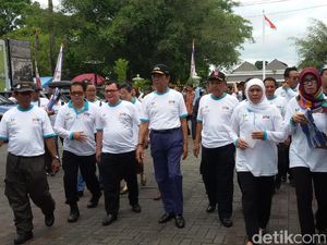 Mensos Khofifah Deklarasikan Yogyakarta Sebagai Kota Relawan