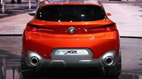 Pada pameran Paris Motor Show September lalu, BMW pajang model X2 dalam bentuk konsep. Kini BMW pastikan X2 akan mulai memproduksi dan menjualnya mulai 2018.
