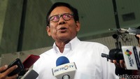 Ketua Fraksi Partai Demokrat periode 2010-2012 itu menjawab pertanyaan wartawan usai diperiksa di Gedung KPK, Senin (5/12).