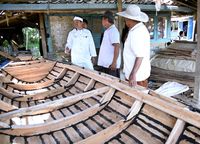  Melihat Sisa-Sisa Pengrajin Perahu di Cikao Bandung yang Melegenda