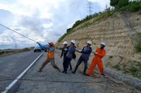 PLN Pasang Menara Transmisi Darurat Untuk Listrik Sulut-Gorontalo