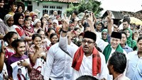 Rano dan Embay menyapa warga Serang.