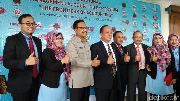 Menristek Dikti M Nasir di Malang, Senin (5/12/2016)