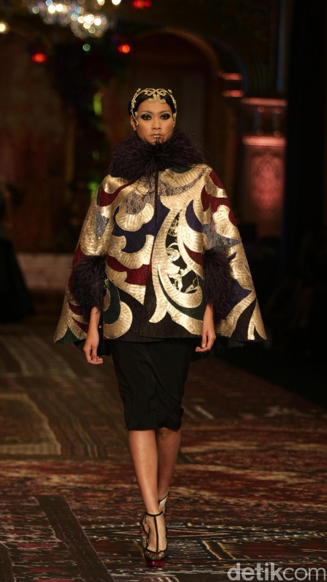 koleksi terbaru Sebastian Gunawan dan Cristina Panarese yang mengusung tema La Divina Marchesa di Ballroom Hotel Mulia. Senayan. Jakarta. [Foto: Mohammad Abduh/Wolipop]