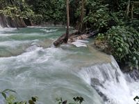 Cantik dan Populer,  Ini Air Terjun Piala di Kota Luwuk