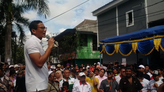 Warga Keluhkan Sistem Outsourcing, Ini Janji Terobosan Sandiaga