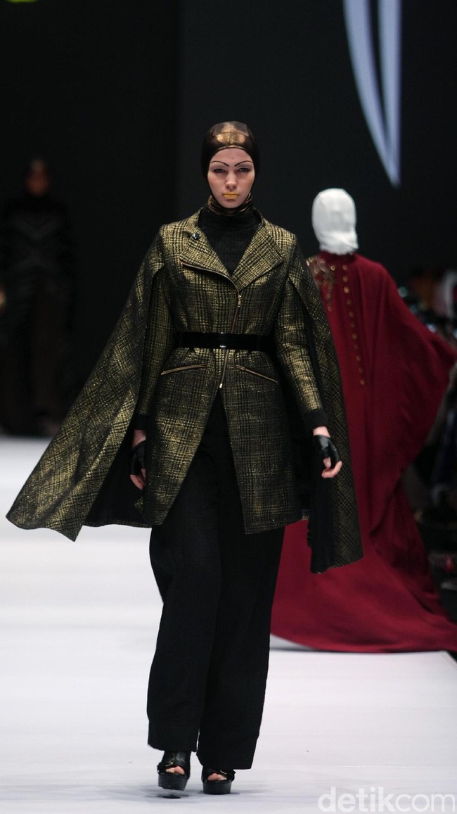 Koleksi Norma Hauri mengangkat tema Road Chic di Jakarta Fashion Week 2017. Senayan City. Jakarta. [Foto: Mohammad Abduh/Wolipop]
