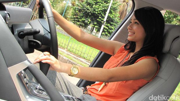 5 Tips Agar Tidak Sakit Punggung atau Leher Saat Nyetir