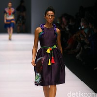 Koleksi Lenny Agustin mengusung tema Jaranan di Jakarta Fashion Week 2017. Senayan City. Jakarta. [Foto: Mohammad Abduh/Wolipop]
