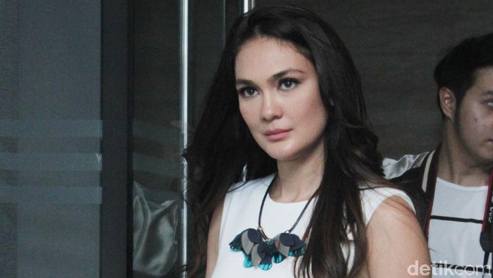 Luna Maya Luna Maya