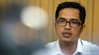 Febri menambahkan, dalam kasus ini KPK baru menetapkan satu tersangka. Taufiqurrahman adalah Bupati Nganjuk dua periode yang menjabat pada 2008-2013 dan 2013-2018. Febri memaparkan, kasus yang menjerat Taufiqurrahman ialah 5 proyek yang terjadi pada tahun 2009.