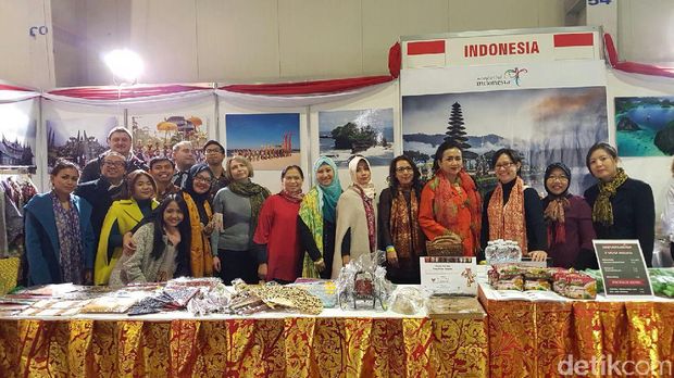 Kuliner Indonesia Laris Manis Diserbu Warga Bulgaria