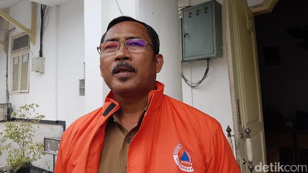  Kepala BPBD Banten Sumawijaya